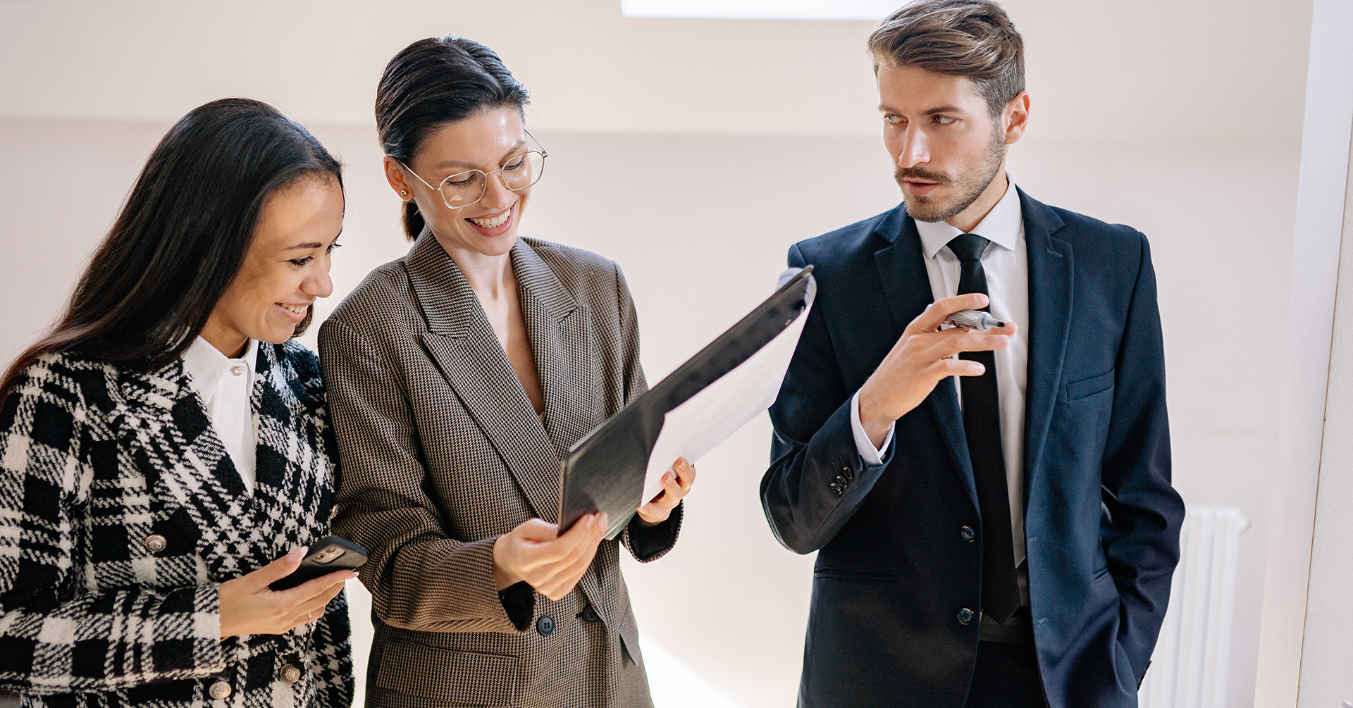 Ordre des Avocats du 04 Logo